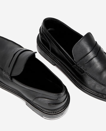 Men Loafers in Black Leather