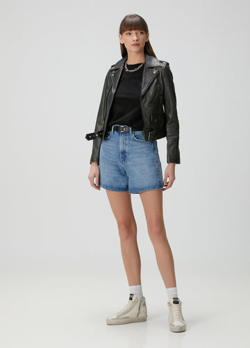 Zweireihige Slim Fit Bikerjacke aus schwarzem Leder für Damen