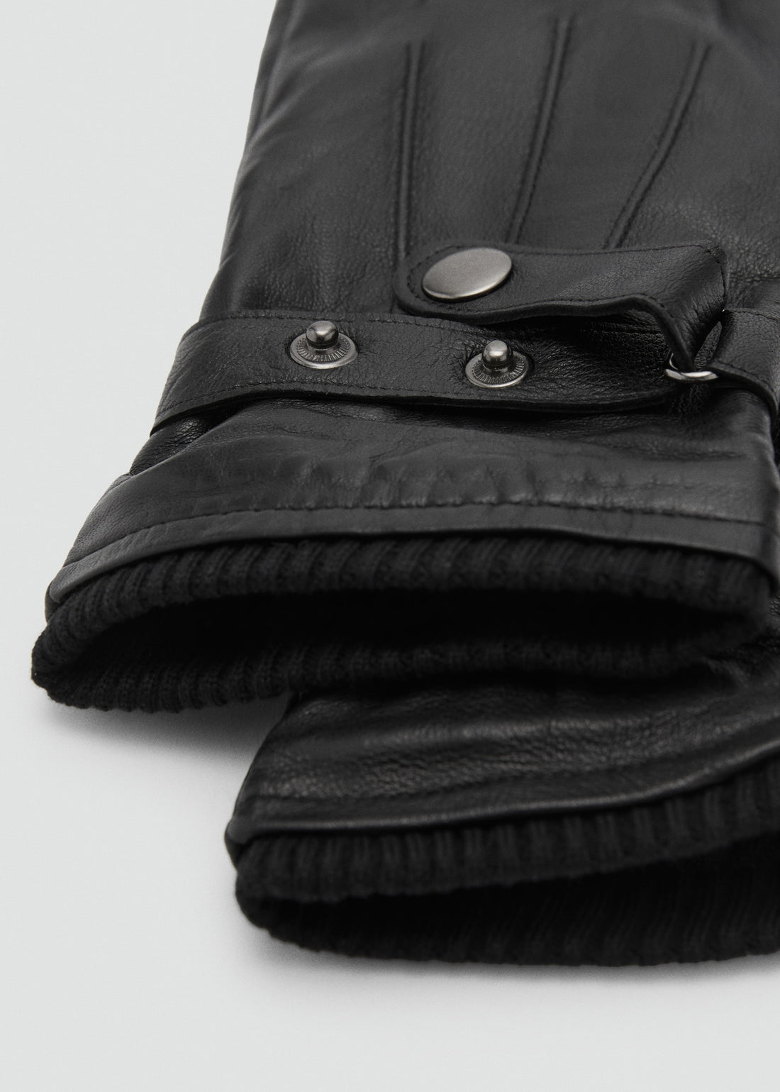 Men's 100% Leather Gloves with adjustable Strap and Buttons