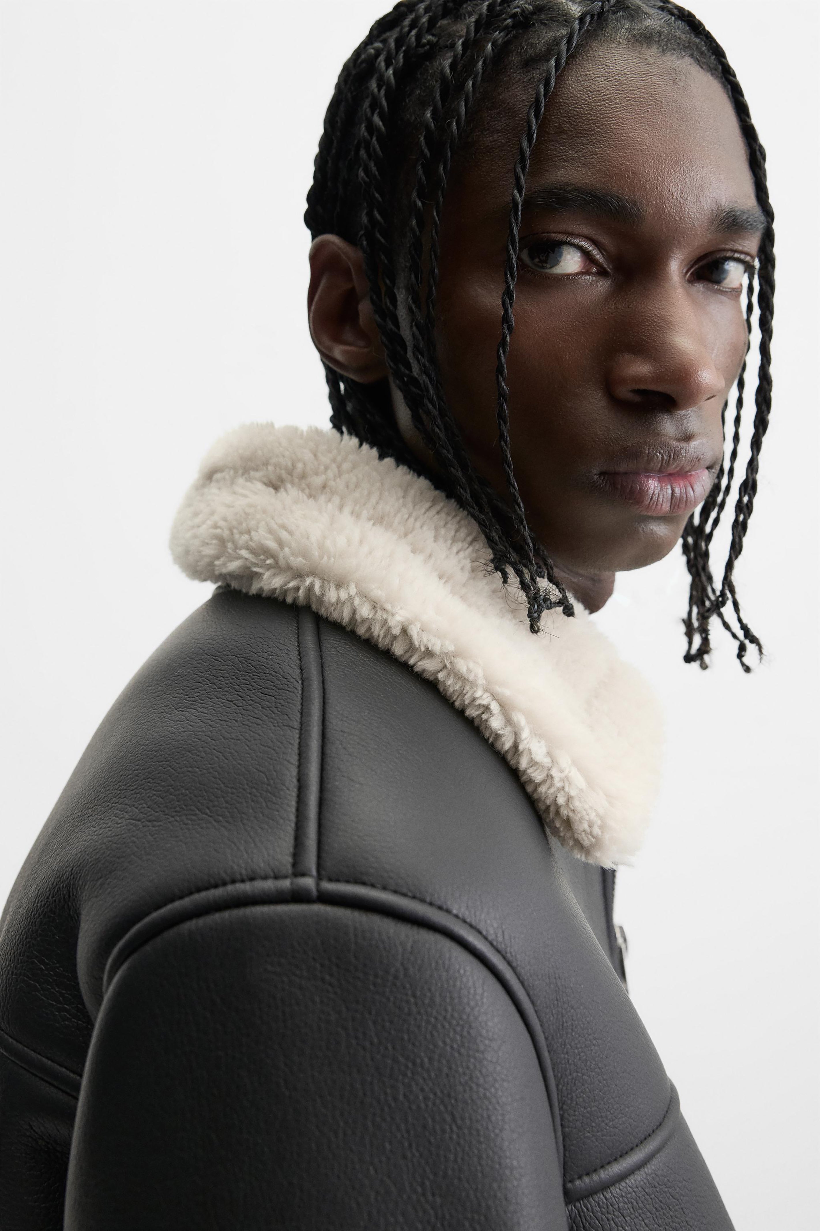 Relaxed fit Leather Fur Shearling Jacket with a contrasting Faux