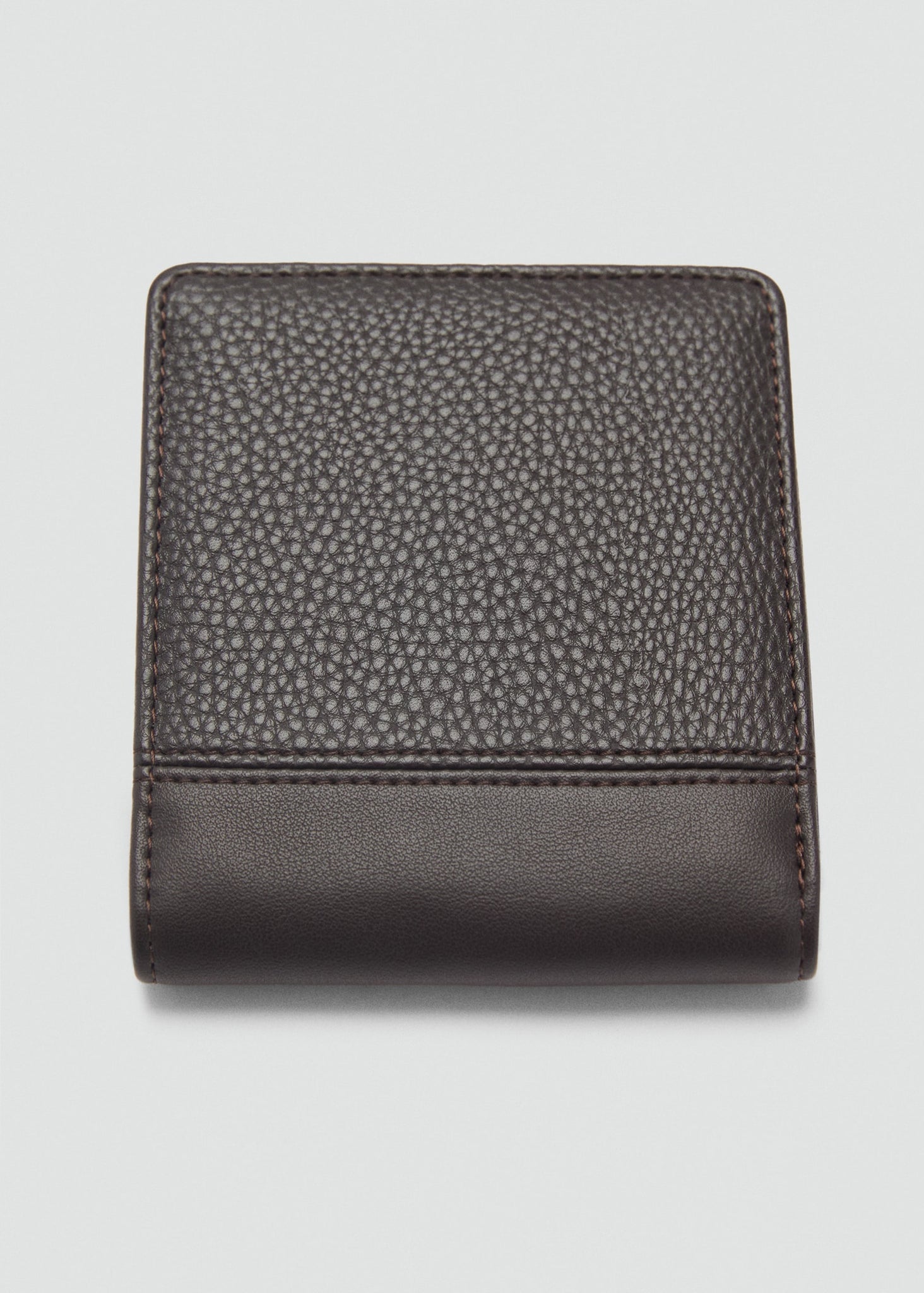 Men Embossed Leather Wallet & Card Holder