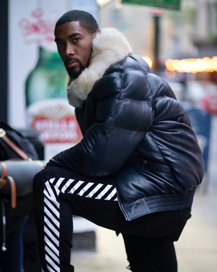 Men's V BOMBER- NAVY BLUE (OFF WHITE FUR)