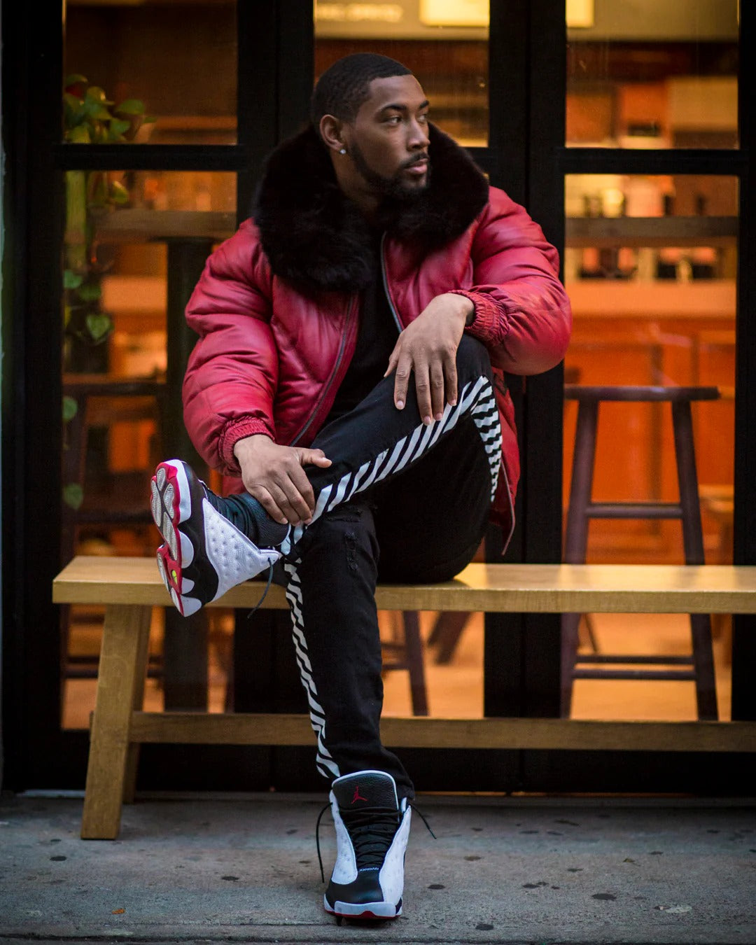 Men's V BOMBER- RED (BLACK FUR)