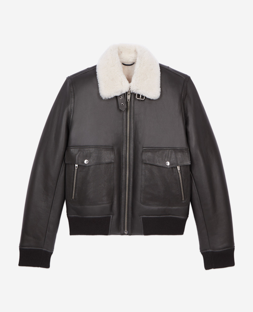 Chaqueta corta de piel de oveja negra