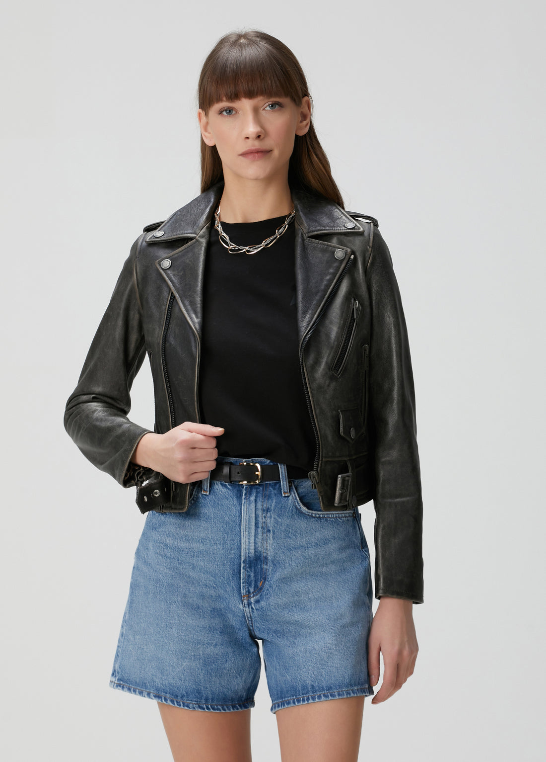 Zweireihige Slim Fit Bikerjacke aus schwarzem Leder für Damen