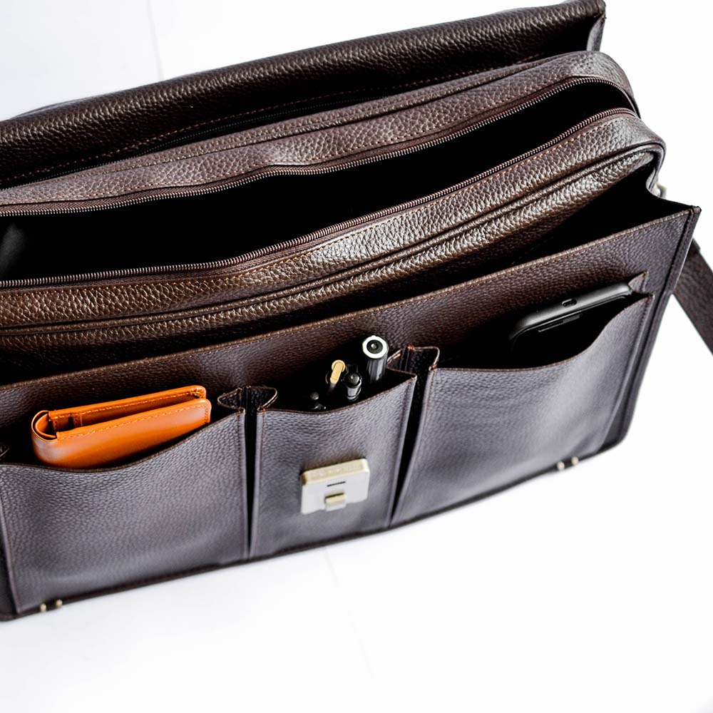 Unisex Leather Laptop Messenger Bag – Brown