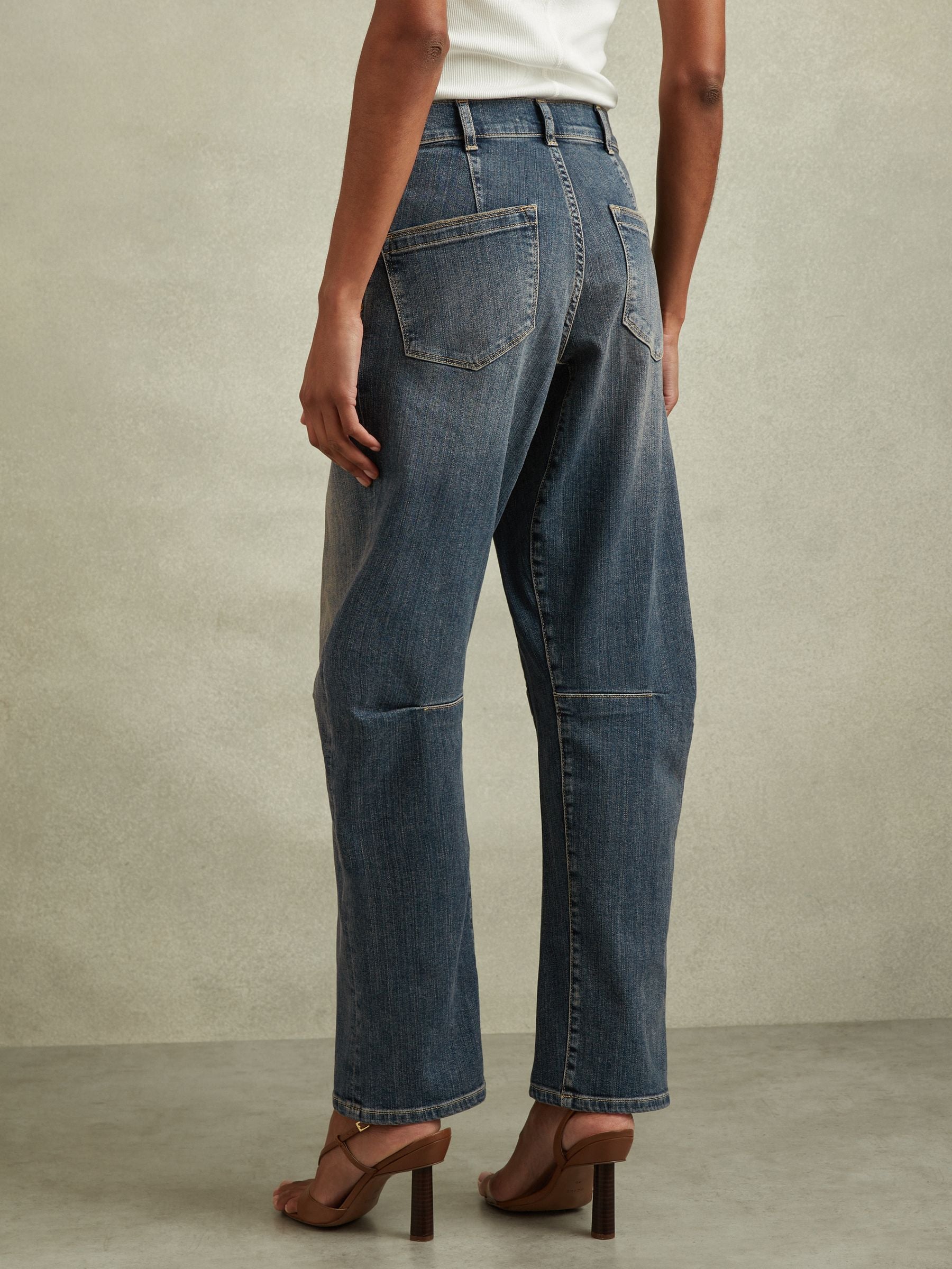 Women's Barrel Leg Stretchy Denim Pant