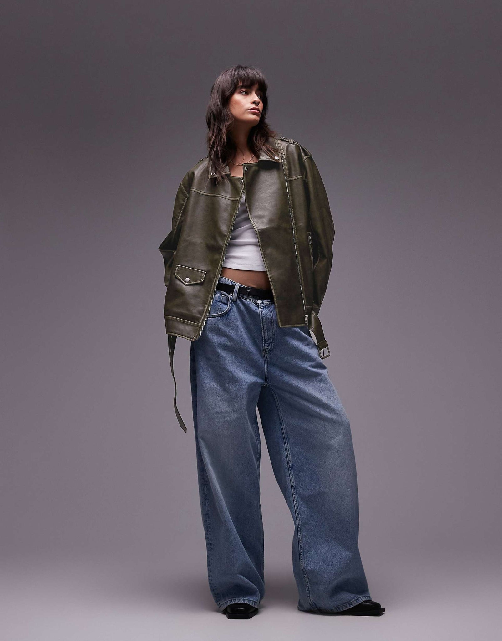 Super-Oversize-Kunstlederjacke mit Gürtelsaum für Damen