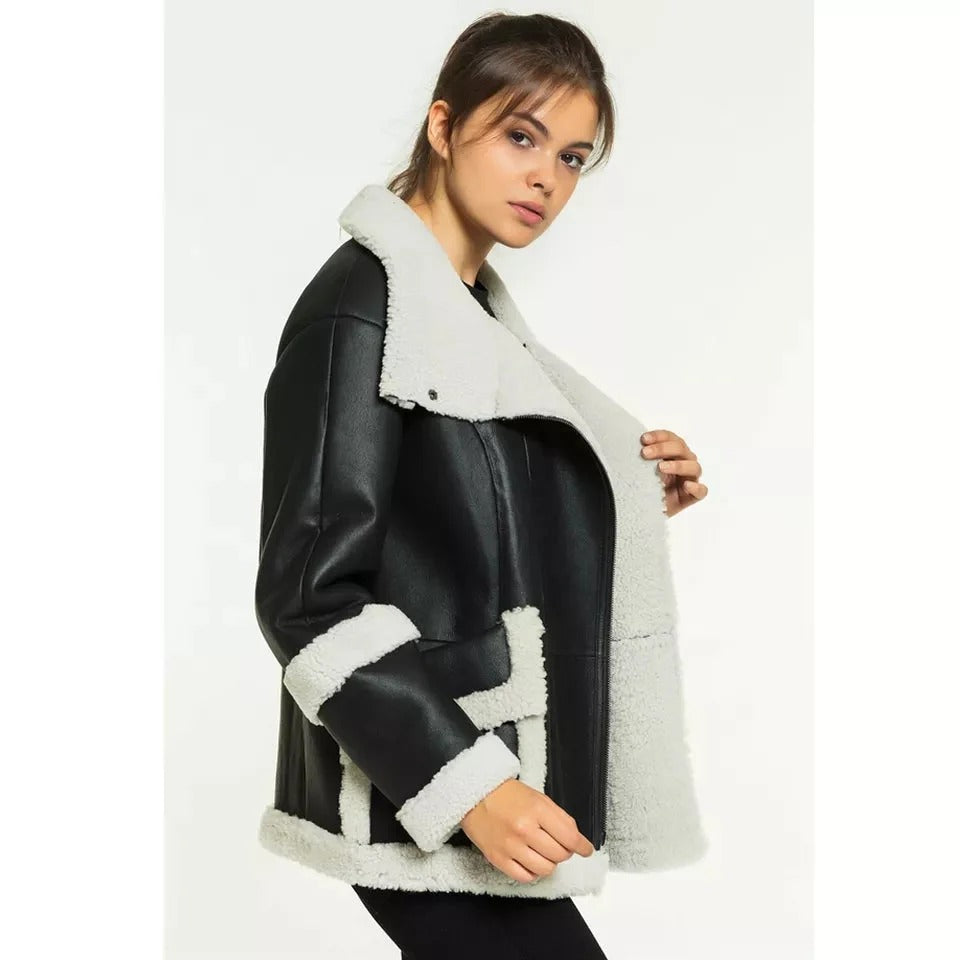 Women’s Black Big Fur Collar One inner Pocket Leather White Shearling Fur Coat