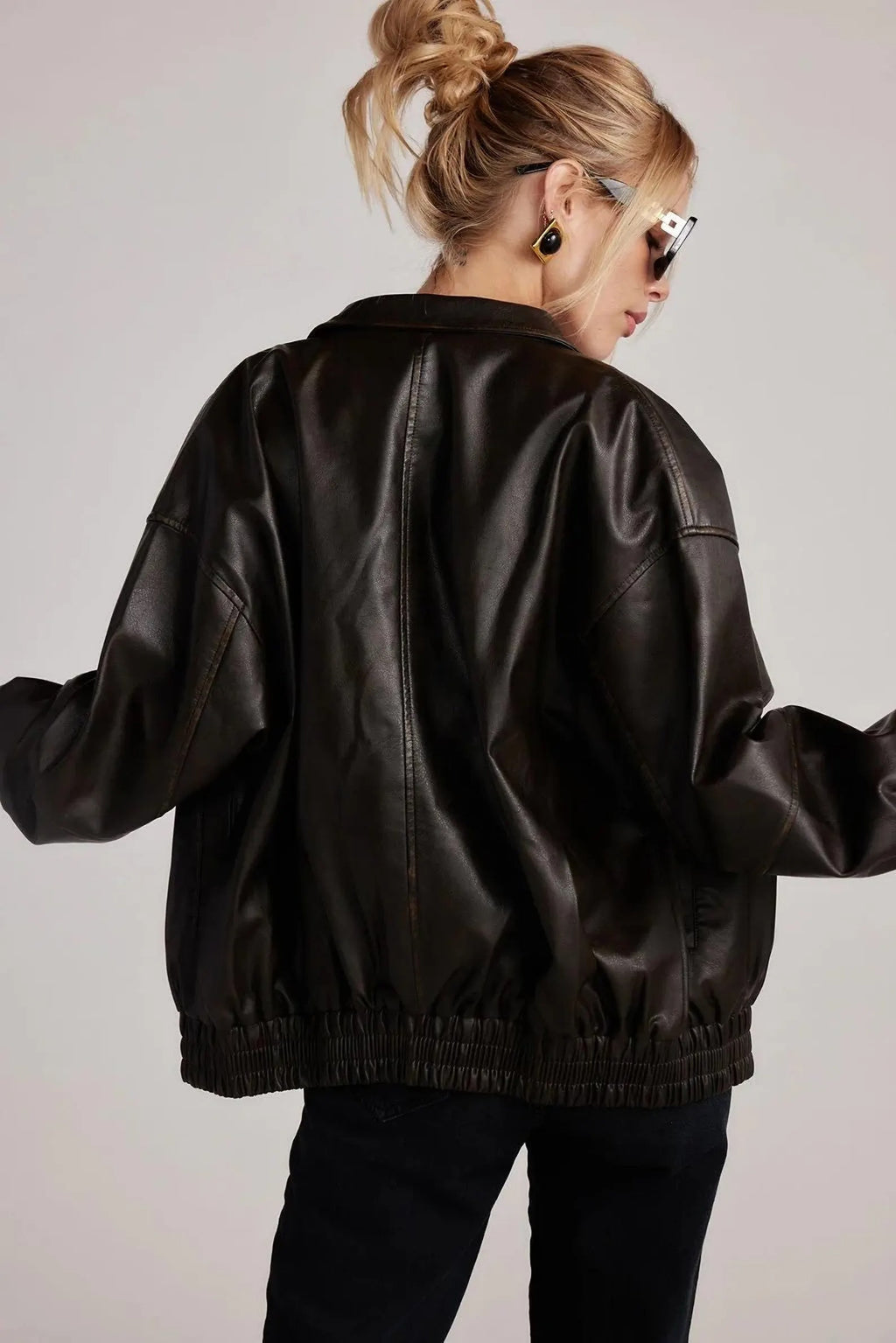 Women's Black Dropped Shoulders Oversized Soft Leather Jacket
