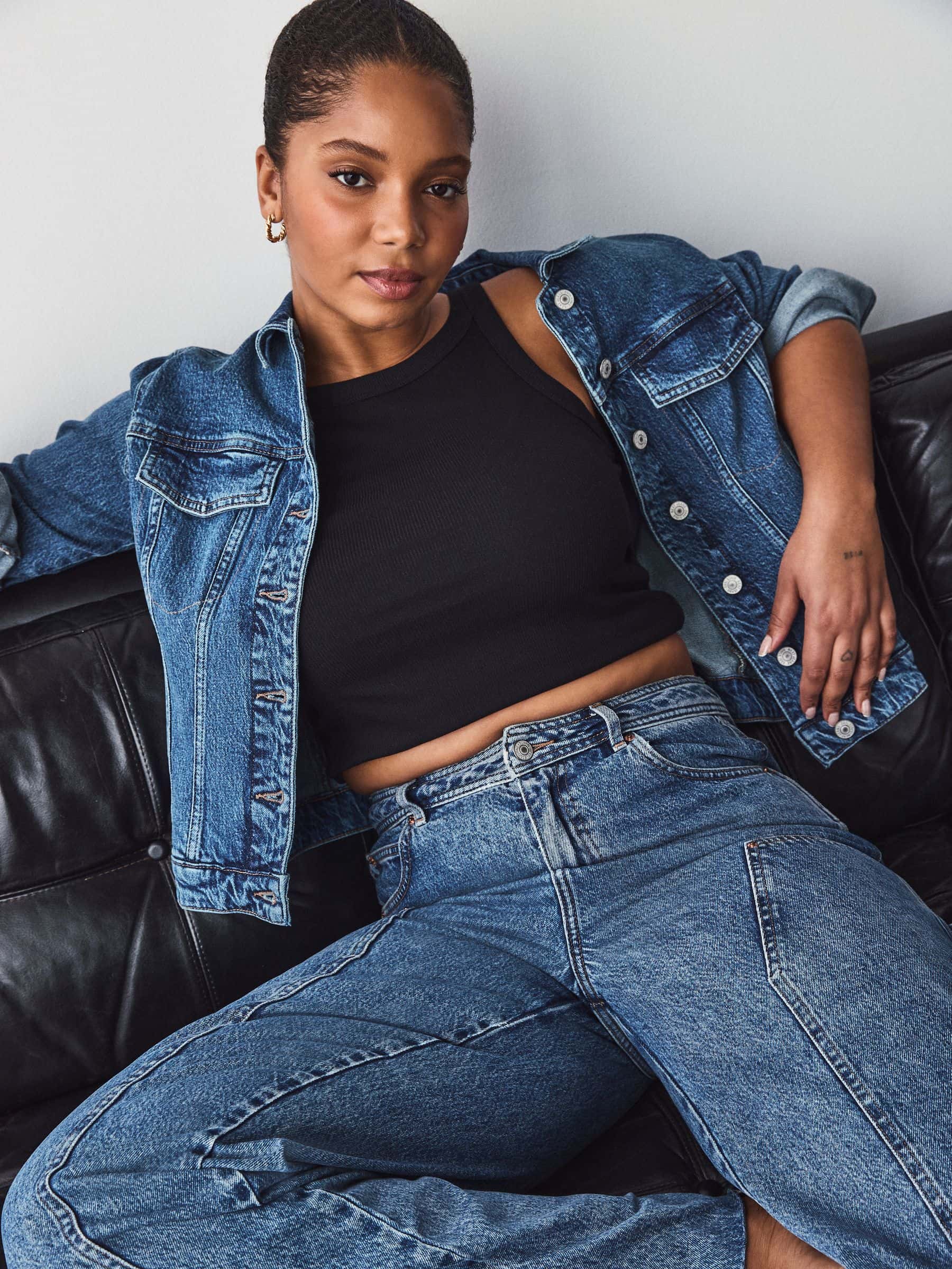 Women's Cotton Blend Dark Blue Denim Jacket