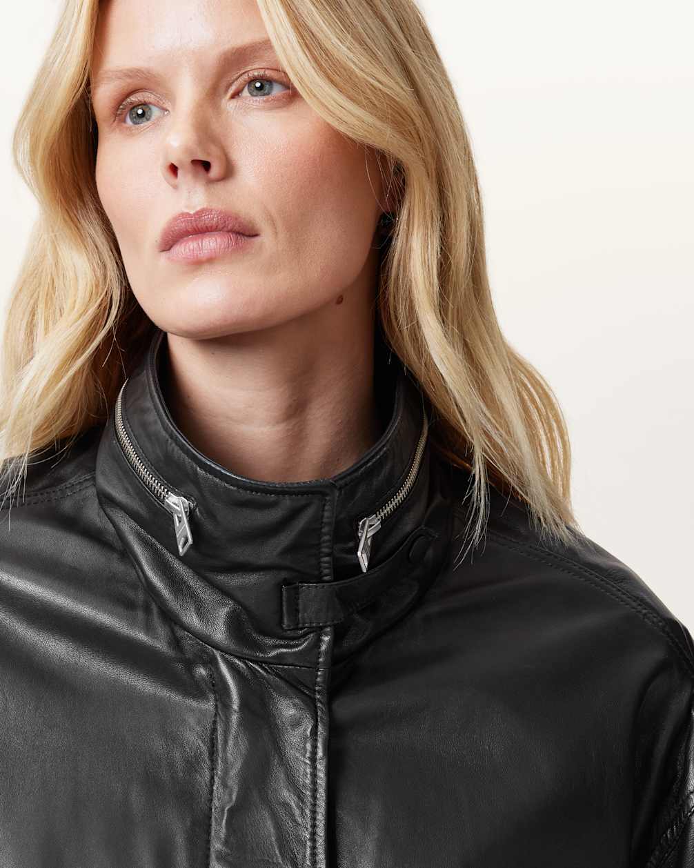 Women's Funnel Neck Cropped Leather Jacket