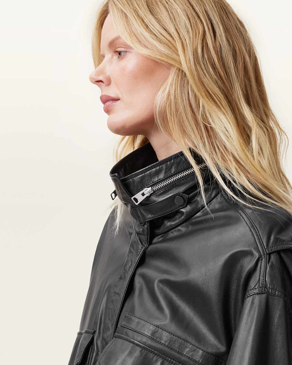 Women's Funnel Neck Cropped Leather Jacket
