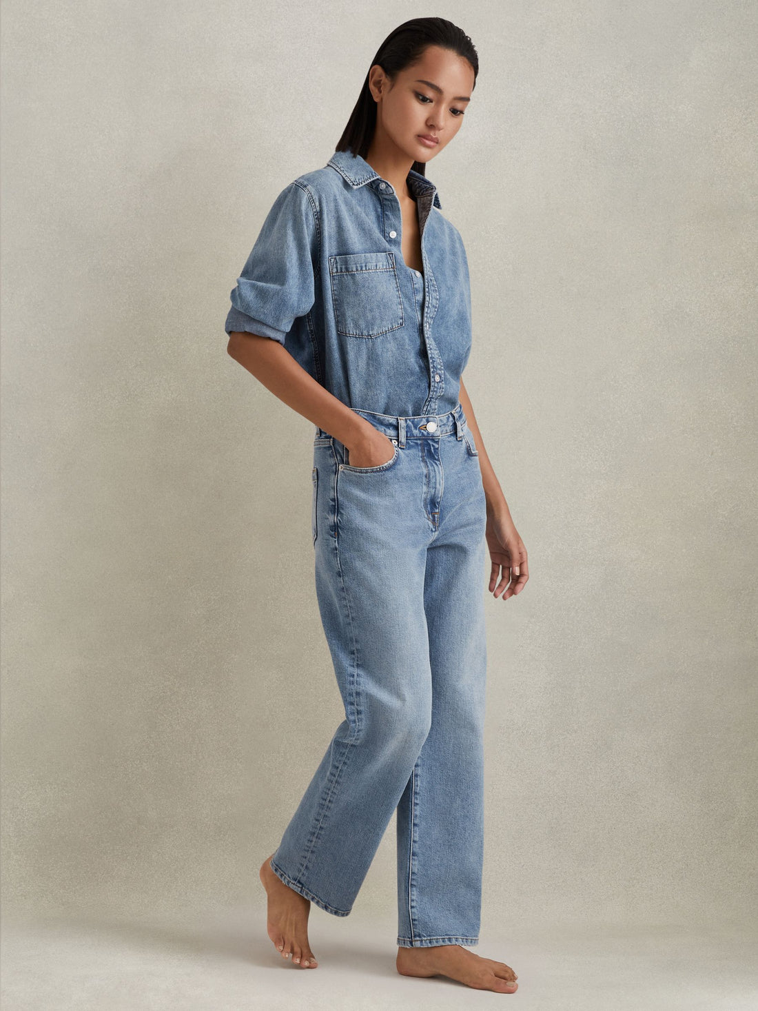 Women's Light Blue Mid Rise Straight Leg Pant