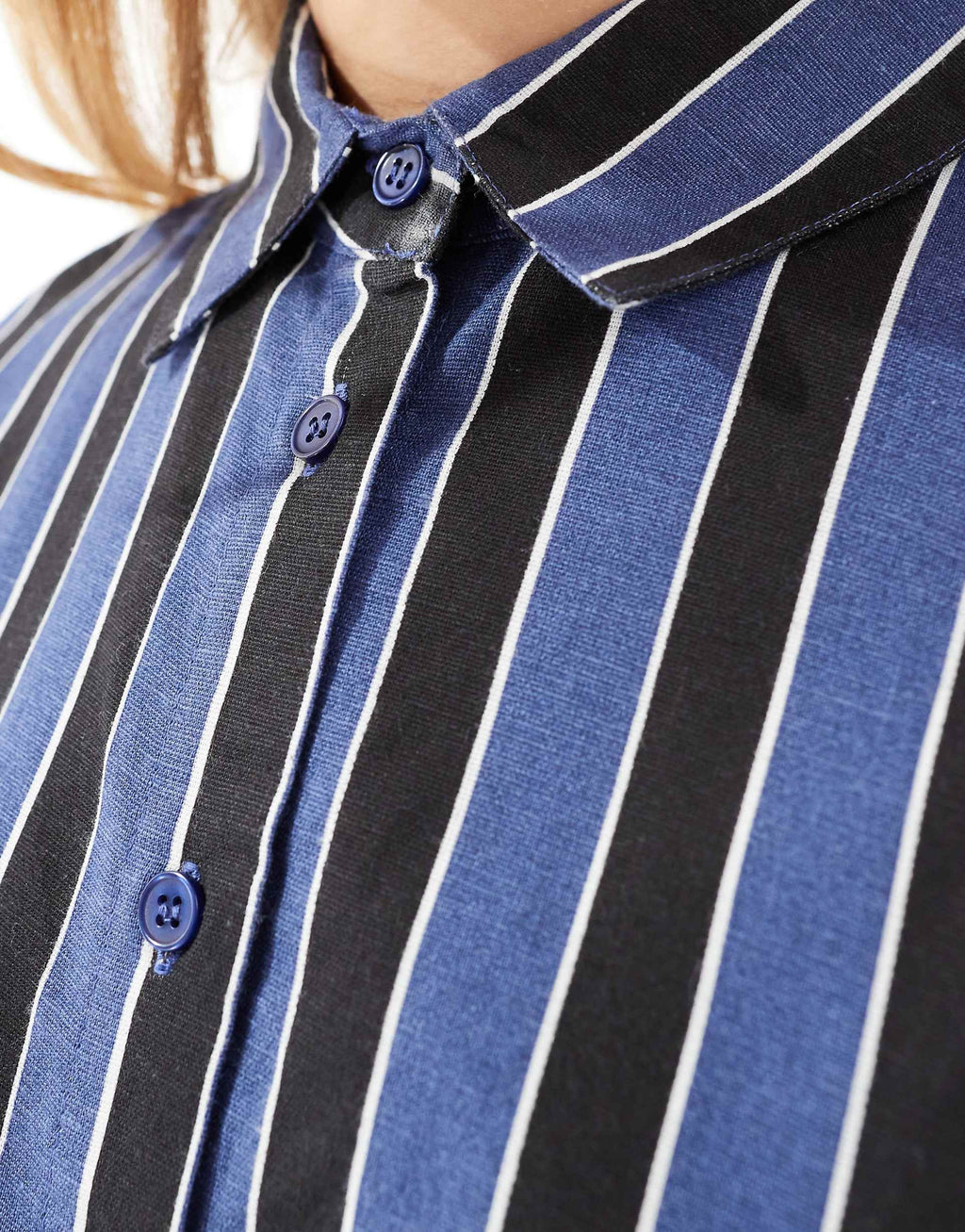 Women's Oversized Fit Spread Collar Shirt