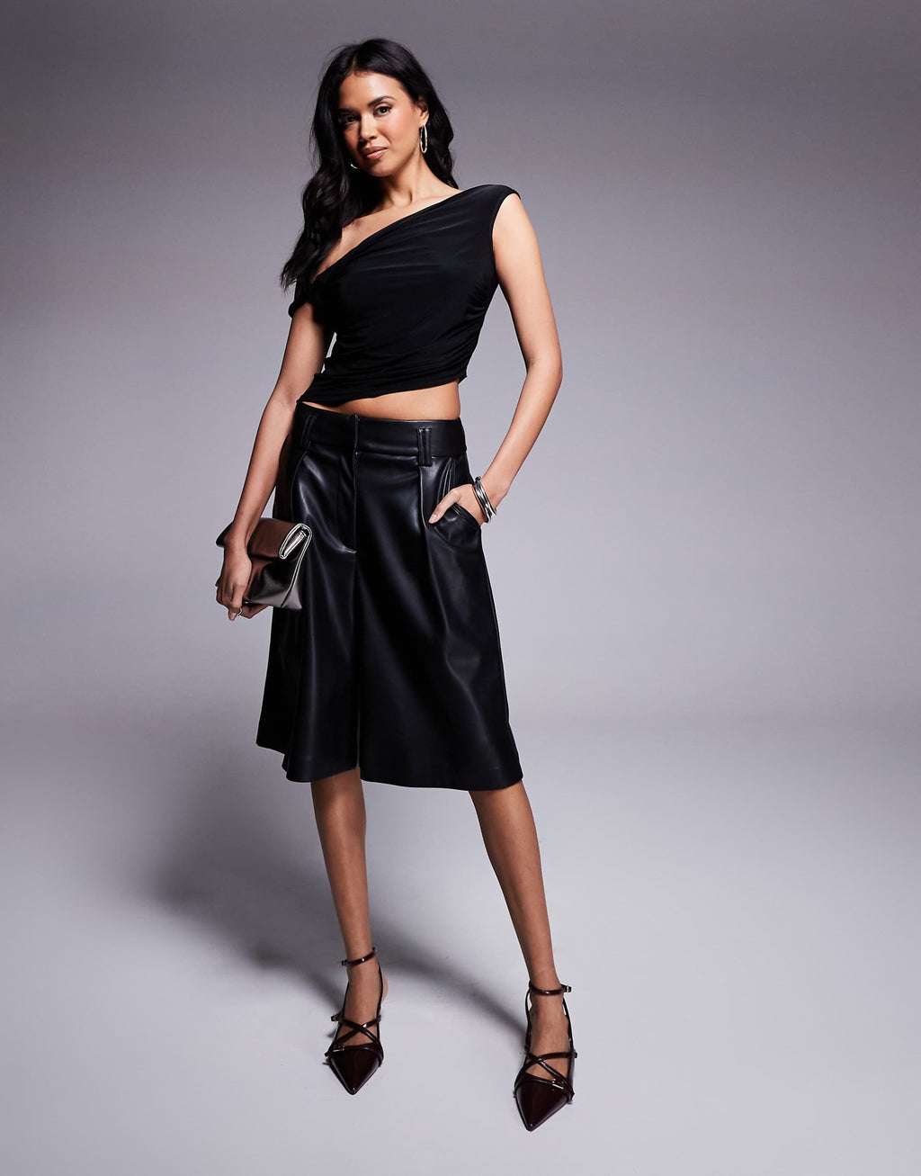 Women's Pleat Details Leather Shorts