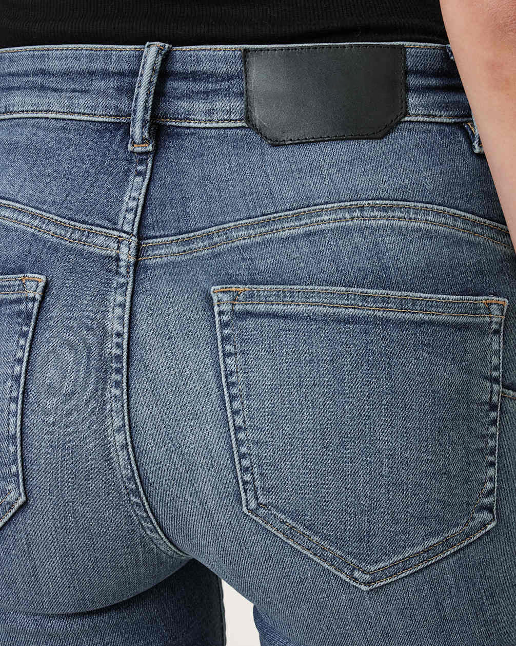 Women's Raw Hems Skinny Fit Denim Jeans