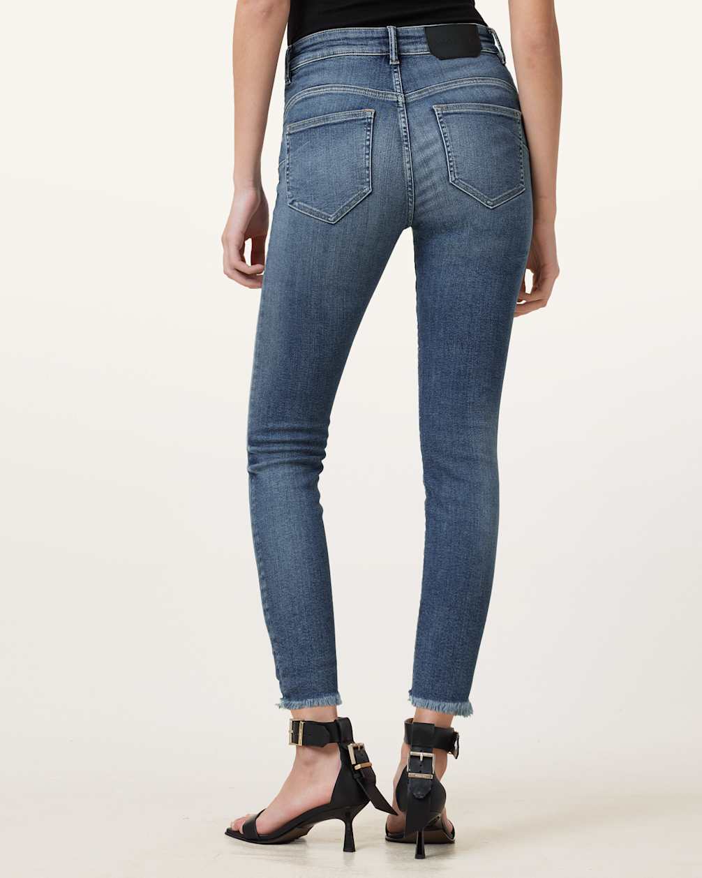Women's Raw Hems Skinny Fit Denim Jeans