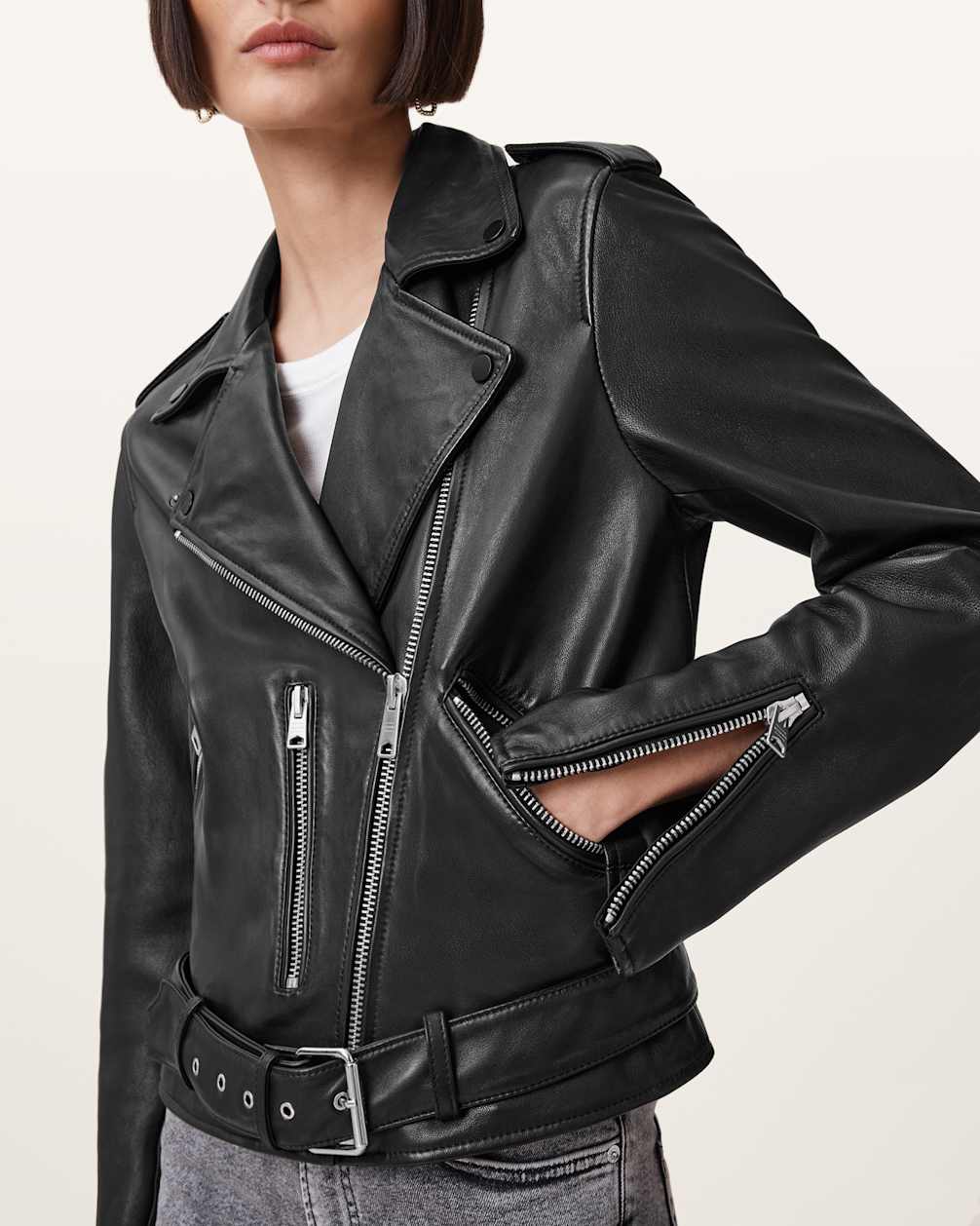 Women's Regular Fit Long Sleeve Leather Biker Jacket