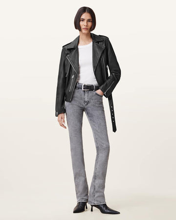 Damen-Bikerjacke aus Leder mit langen Ärmeln und normaler Passform