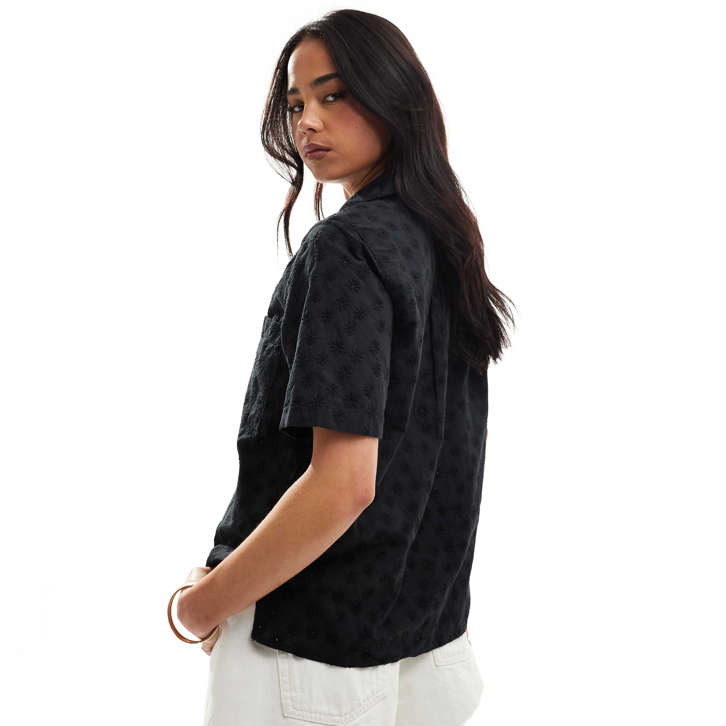 Women's Revere Collar Short sleeve shirt