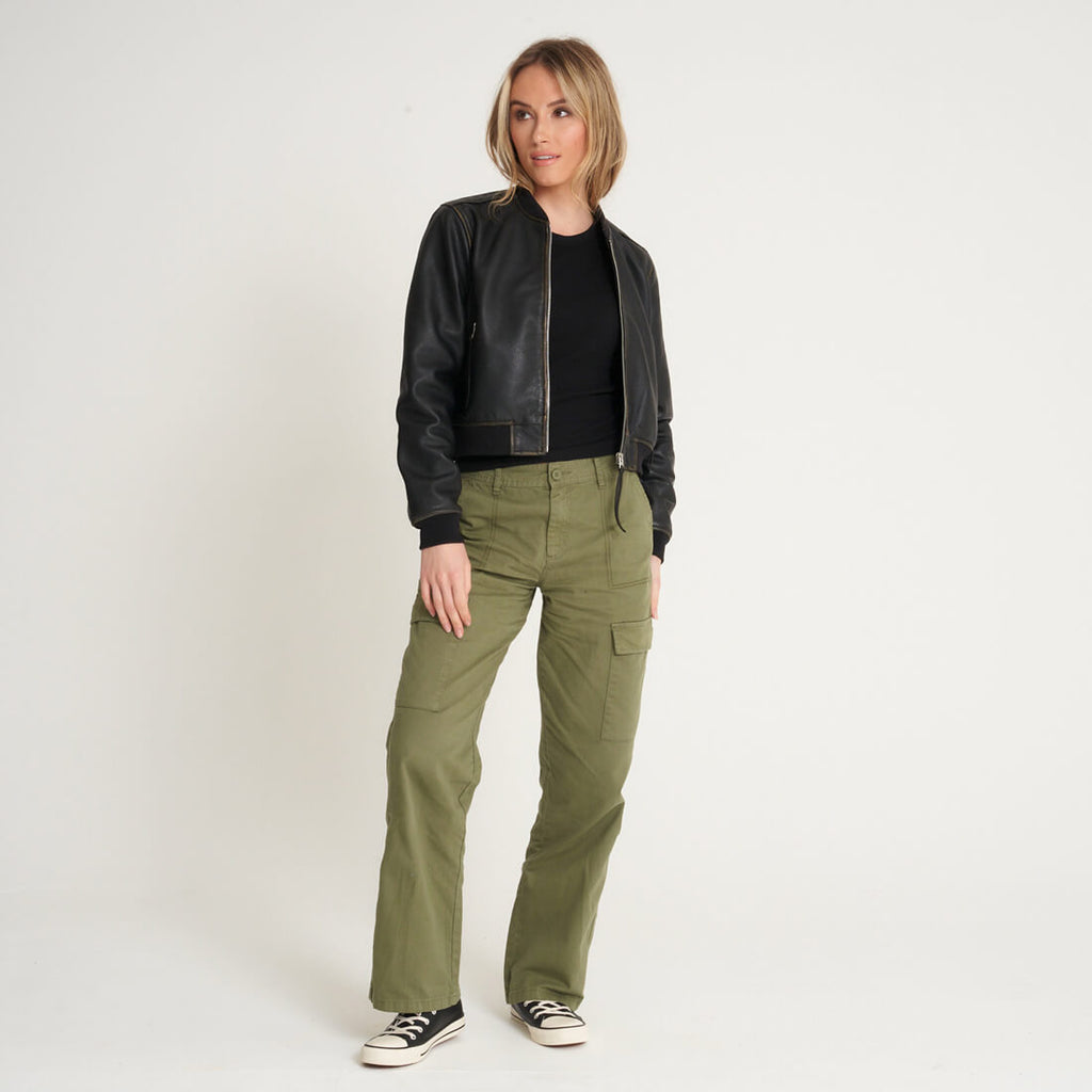 Women’s Ribbed Cuffs Cropped Washed Leather Bomber Jacket