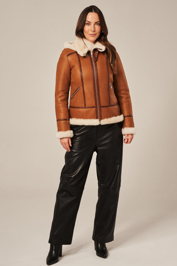 Chaqueta de piel de oveja marrón para mujer
